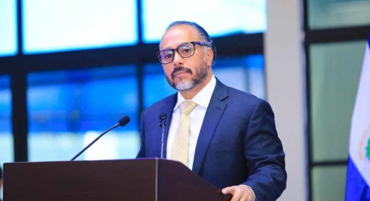 Ernesto Castro afirma que continuarán apoyando medidas en beneficio de los salvadoreños ernesto-castro-afirma-que-continuaran-apoyando-medidas-en-beneficio-de-los-salvadorenos